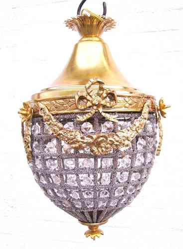 Lustre en bronze et cristaux de verre style louis XVI