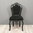 Chaise baroque noire