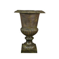 Cast iron urn Medicis