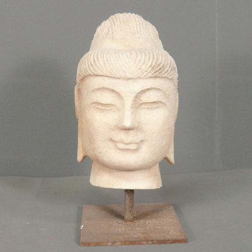 Tête de Bouddha en marbre blanc