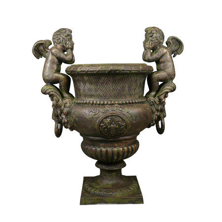 Vasque Medicis en fonte avec les statues de deux angelots, vase Médicis à la patine verte.\\n\\n14/07/2016 17:28