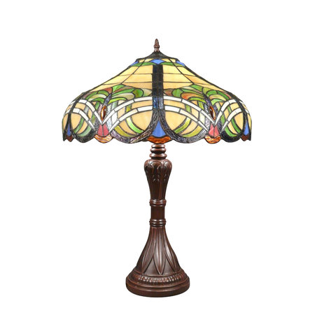La lampe Tiffany présentée est un luminaire composé de plus de cent pièces de verre.\\n\\n05/12/2014 23:08
