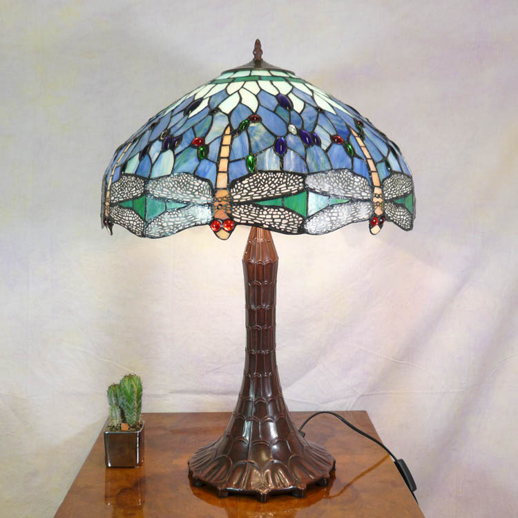 Libélulas de Tiffany de la lámpara